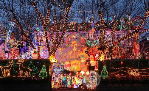 英最大家庭圣诞装饰：20万盏彩灯同时点亮