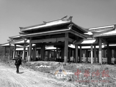滁州全国首个姓氏博物园“搁浅” 仿古建筑沦为“孤岛”
