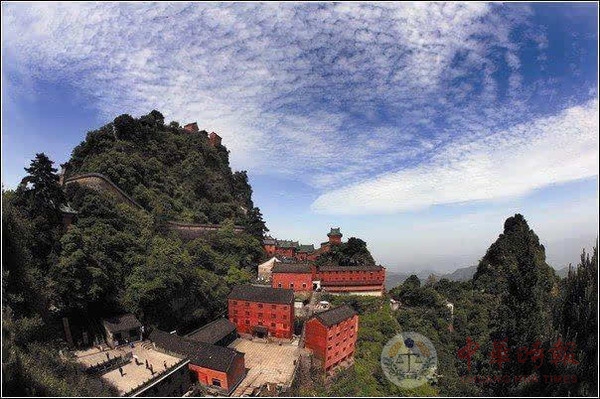 中国最美的十大宗教名山排行榜，你到过哪些？