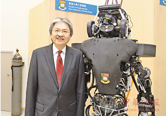 曾俊华：香港需创新科技善用机械人 提高生产力