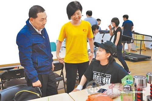 台湾八仙尘爆伤者忍痛楚复健 320人重返校园职场