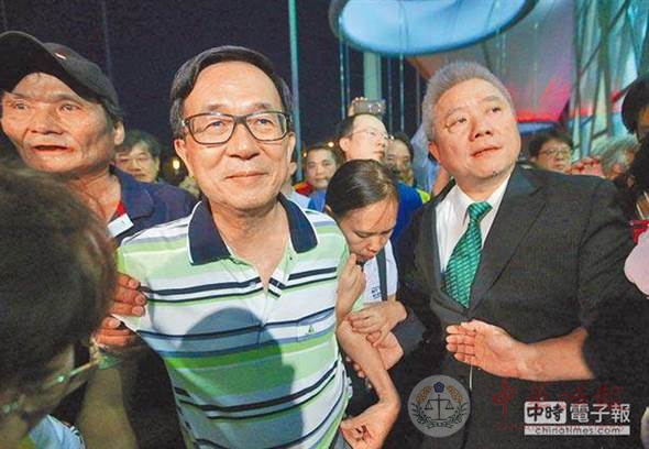 陈水扁不满"录像谈话"也要申请 上网求安慰却被网友骂惨
