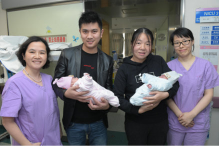 上海：长三角首例“空中转运”龙凤胎超早产儿出院了